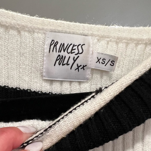 Distressed Sweater - Picture 3 of 3